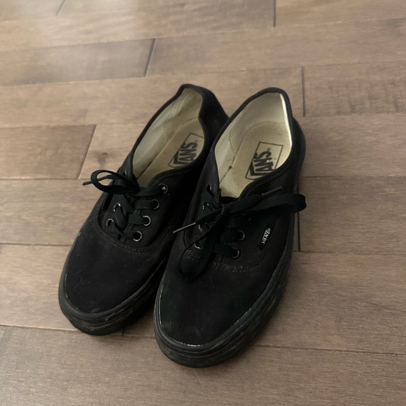 Black vans - Picture 4 of 4